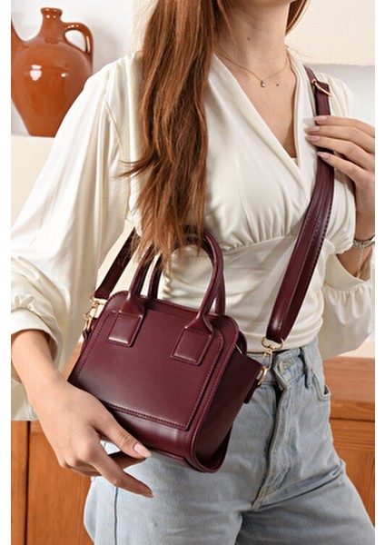 Kutu Üç Gözlü El ve Omuz Çantası fiyatları