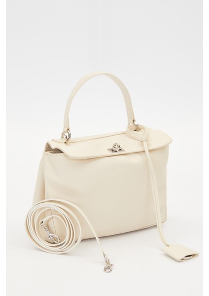 Krem Metal Tokalı El Çantası modelleri