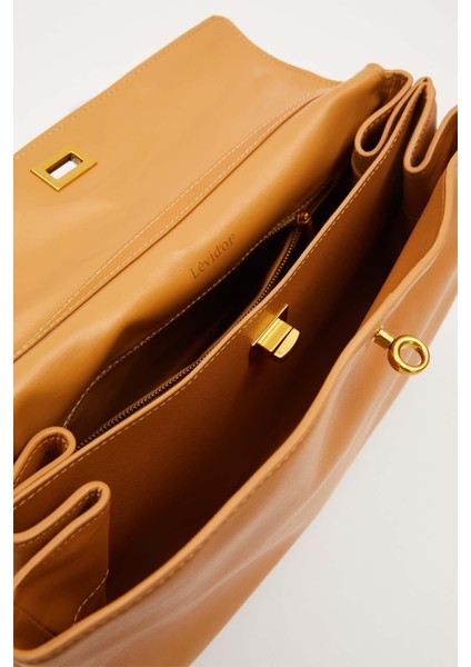 Kahve Gold Kilit Detaylı El Çantası modelleri