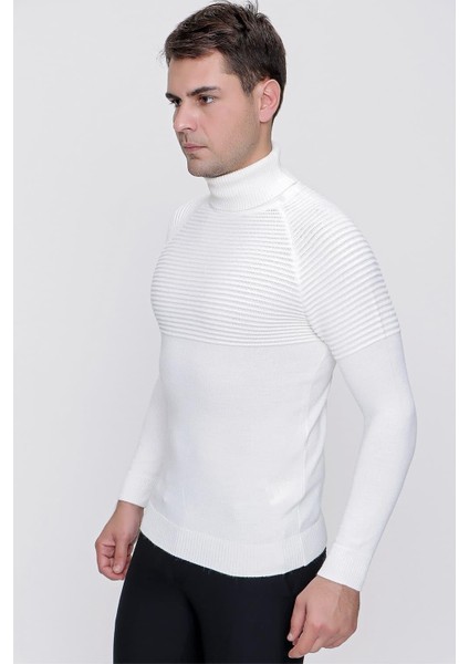 Tr 822 Slim Fit Ekru Spor Triko modelleri
