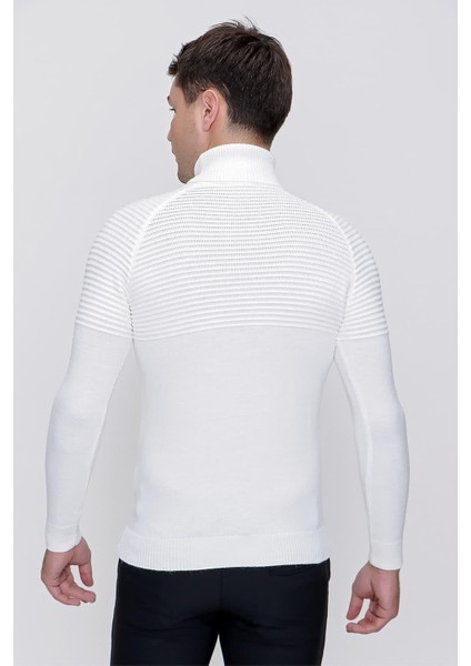 Tr 822 Slim Fit Ekru Spor Triko fırsatları