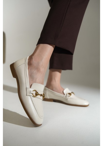 Hakiki Deri Metal Tokalı Kadın Loafer Ayakkabı