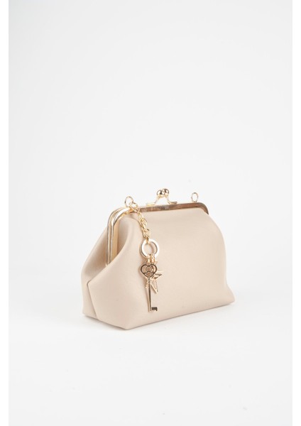 Kadın Vizon Anahtar Charm Hediyeli Burs Kapama Astarlı El Kol ve Omuz Çantası modelleri