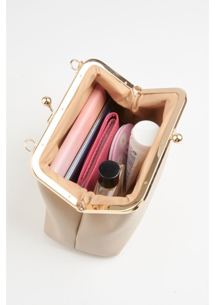 Kadın Vizon Anahtar Charm Hediyeli Burs Kapama Astarlı El Kol ve Omuz Çantası indirimleri