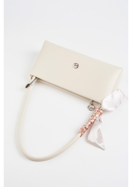 Kadın Zarif Krem Fular Hediyeli Suni Deri Baget Fermuar Kapama El ve Kol Çantası fırsatları