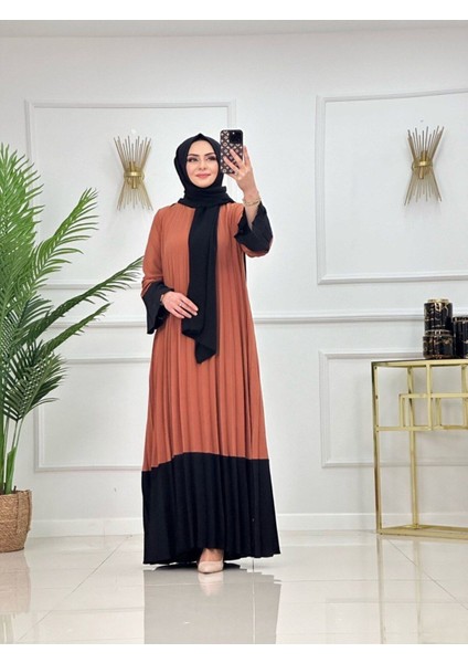Kadın Tesettür Piliseli Elbise
