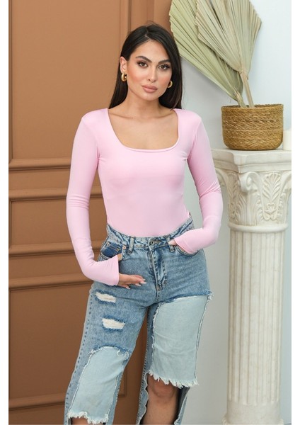 Kadın Body Uzun Kollu Kare Yaka Alttan Çıtçıtlı Slim Fit Bluz