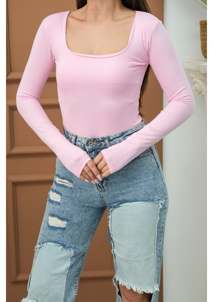 Kadın Body Uzun Kollu Kare Yaka Alttan Çıtçıtlı Slim Fit Bluz fırsatları