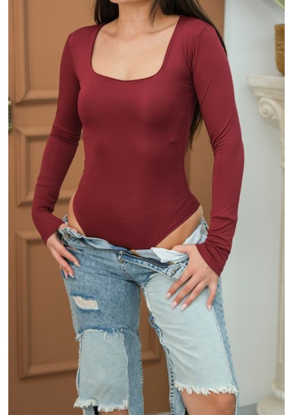 Kadın Body Uzun Kollu Kare Yaka Alttan Çıtçıtlı Slim Fit Bluz fırsatları