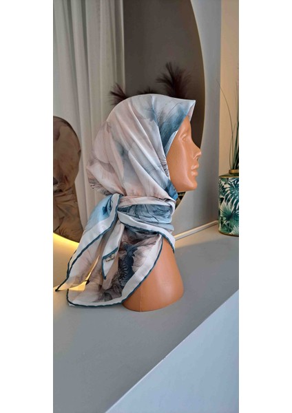 Kare Çiçekli Eşarp fırsatları