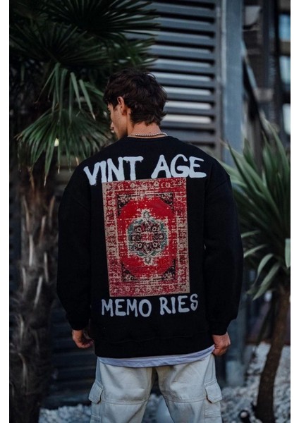 Oversize Bisiklet Yaka Üç Iplik Baskılı Sweatshirt - Siyah fırsatları