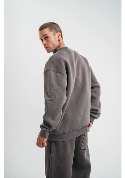 Unisex Uzun Kol Bisiklet Yaka Yıkamalı Sweatshirt - Füme