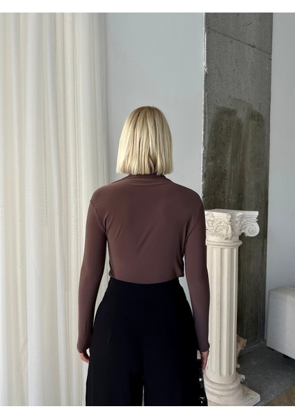 Kadın Bluz Uzun Kollu Dik Yaka Büzgü Detaylı Likralı Sandy modelleri