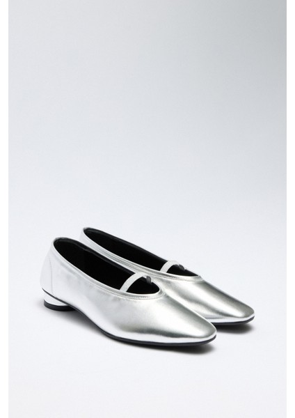 Babet 2527 - Lastik Bantlı Mini Topuklu Gümüş Kadın Babet indirimleri