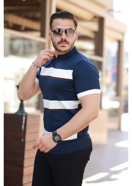 Erkek Şerit Desenli Hemşire Yaka Kısa Kollu Tişört indirimleri