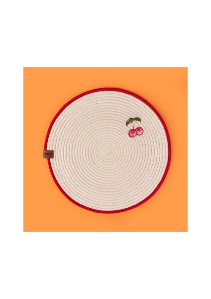 Soft Kiraz Nakışlı Supla - Ekru - 33X33 cm