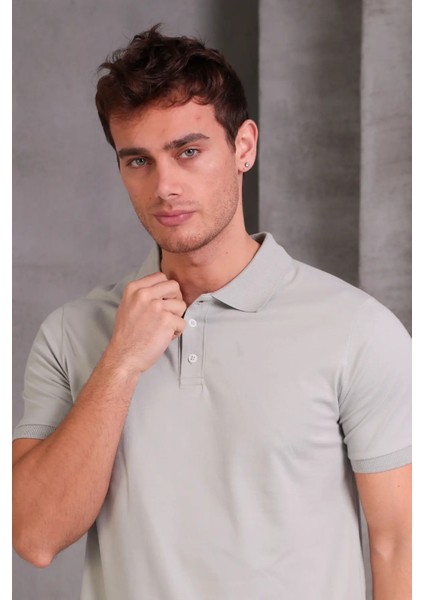 Erkek Slim Fit Pamuklu Yumuşak Doku Nefes Alan Kumaş Yakalı Tişört