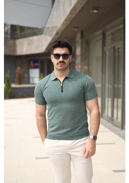 Erkek Polo Yaka Fermuar Detaylı Tişört