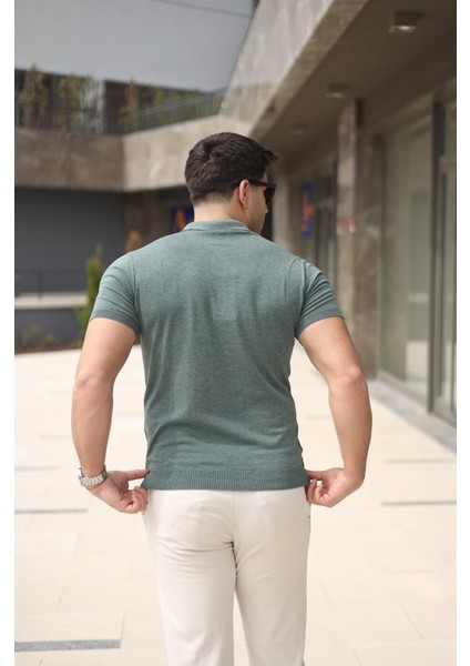 Erkek Polo Yaka Fermuar Detaylı Tişört modelleri