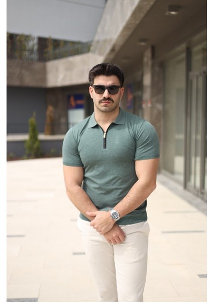 Erkek Polo Yaka Fermuar Detaylı Tişört