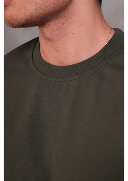 Erkek Relax Fit Bisiklet Yaka %100 Pamuk Rahat Kesim Basic Tişört fırsatları