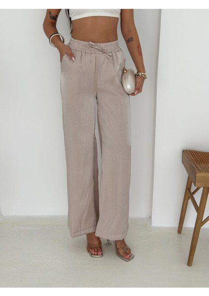 Kadın Parlak Saten Bol Paça Pantolon – Rahat Kesim & Şehirli Stil fırsatları