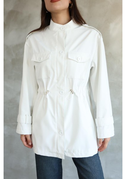 Kadın Beyaz Beli Büzgülü Kısa Trençkot fırsatları