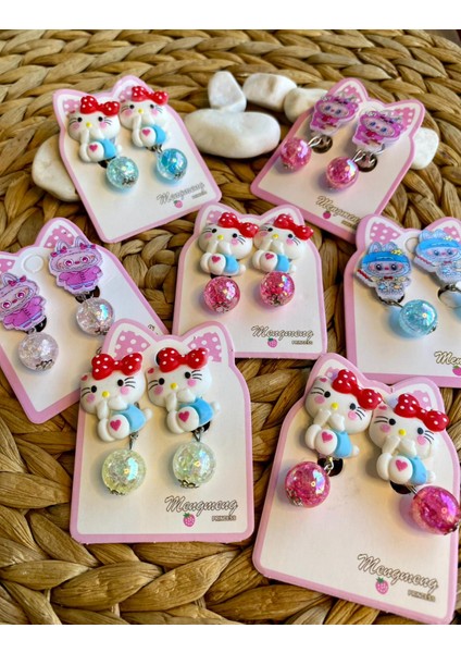 Kız Çocuk Labubu Bebek ve Hello Kitty Model Delik Olmayan Kulaklar Için Sıkıştırmalı Boncuklu Küpe (2 Çift) fırsatları