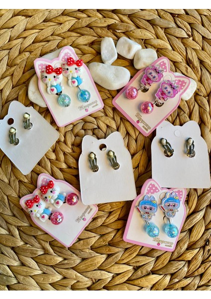 Kız Çocuk Labubu Bebek ve Hello Kitty Model Delik Olmayan Kulaklar Için Sıkıştırmalı Boncuklu Küpe (2 Çift) indirimleri