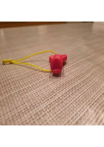 Asansör Üçgen Anahtarı Kırmızı 4056322 3D