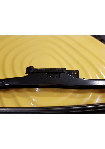 Opel Corsa D Ön Cam Silecek Tutucusu (Ön Cam Sileceği, Limpiaparabrisas, Scheibenwischer) T5158917 3D modelleri