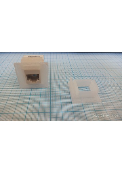 RJ45 Konnektör Tutucusu (Plastik Aparattır!!!) 3D