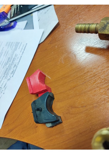 Carter Skoda Octavıa Turu 1J0018977A'YI Korumak Için Elastik Bant (Plastik Aparattır!!!) 3D modelleri