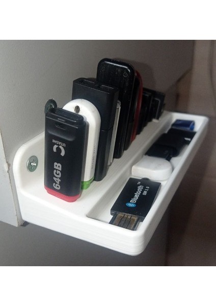 Raf ile Duvarda USB Flaş Sürücü Sahibi) (Plastik Aparattır!!!) 3D fiyatları