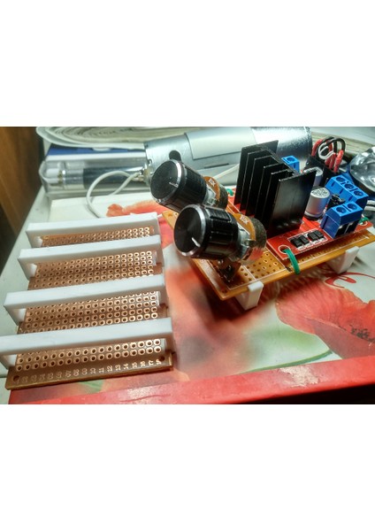 50X70 Mm'lik Bir Tahtayı Tutmak Için Bacak Braketi (Plastik Aparattır!!!) 3D