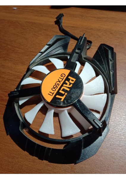 GTX550TI Ekran Kartı Fanı (76MM). (Plastik Aparattır!!!) 3D fiyatları
