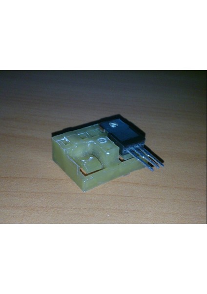 Vega Amplifikatörleri Için TO-220 Transistörlerin Montajı (Plastik Aparattır!!!) 3D