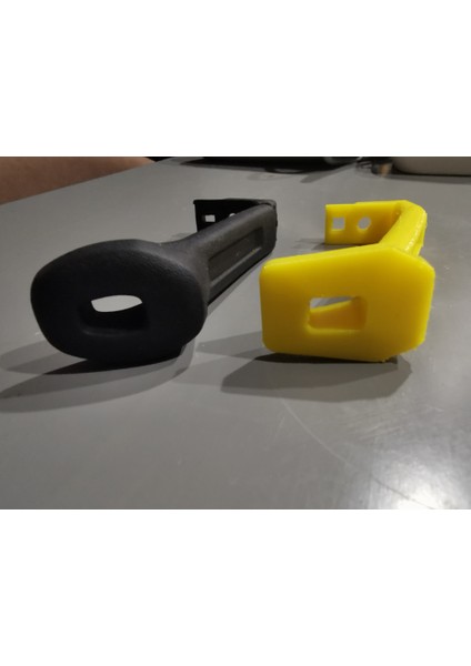 Karoq. Bagaj Kapanış Kolu (57A.827.895.A) (Plastik Aparattır!!!) 3D