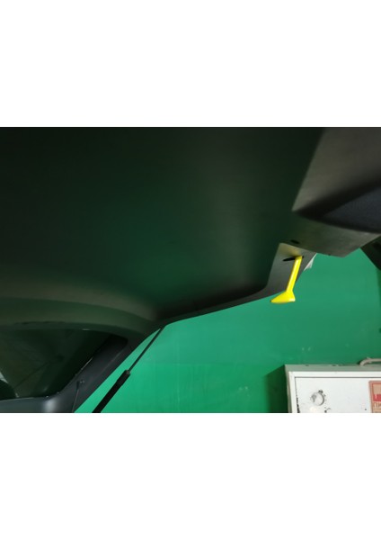 Karoq. Bagaj Kapanış Kolu (57A.827.895.A) (Plastik Aparattır!!!) 3D modelleri