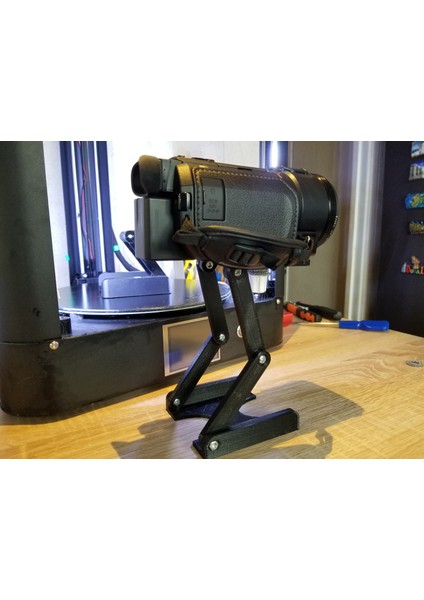 Fotoğraf ve Video Ekipmanı Için Tripod Standı (Plastik Aparattır!!!) 3D modelleri