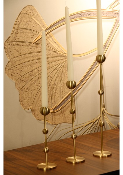 Modern Tasarım Pirinç Şamdan Dekoratif Uzun Mumluk Şıklığı Minimalist Tarz Lüks Pirinç Şamdan