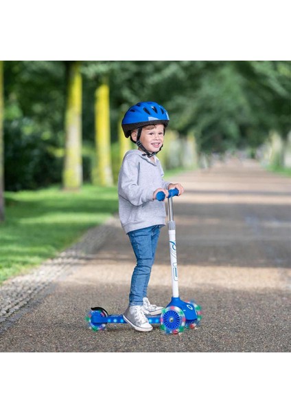 Nessiworld Evo Işıklı Move N Groove Mavi Üç Tekerlekli Scooter indirimleri