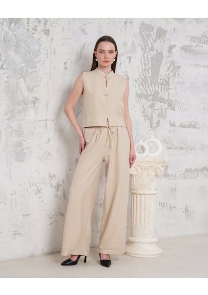 Broşlu Yelek Pantolon 2li Takım Bej