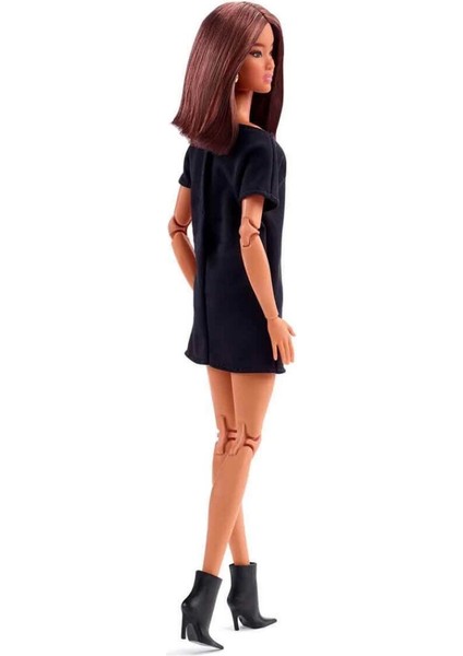 Nessiworld Barbie Basics Ikonik Koleksiyon Bebeği Model 01 fiyatları