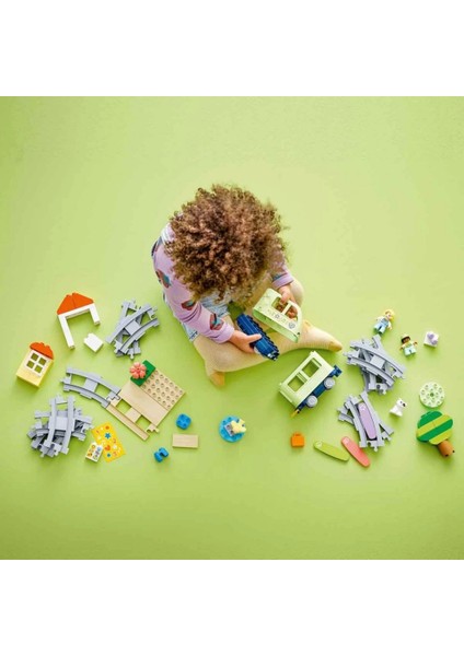 Nessiworld LEGO Duplo Kasabası Interaktif Macera Treni 10427 fiyatları