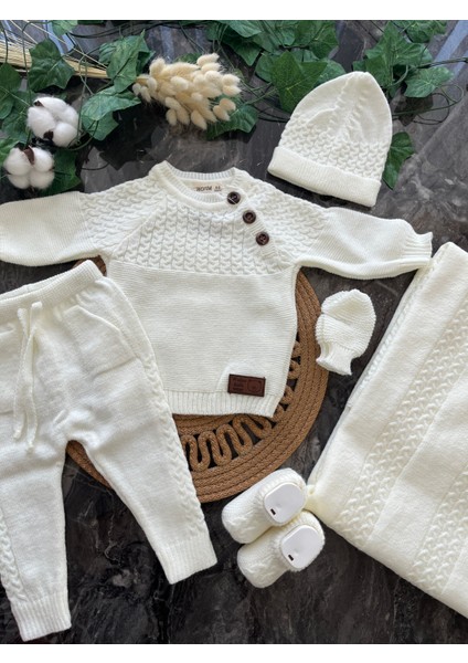 Örgü Desenli Triko Takım 0- 3AY 6'lı Set Unisex Model
