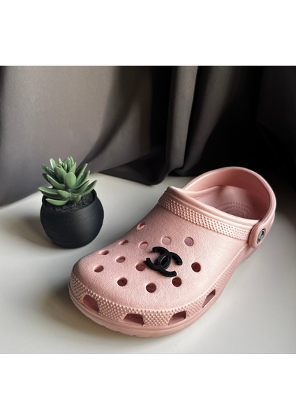 Lüks Marka Zarif Siyah Terlik Aksesuarı | Ayakkabı Crocs Charmı