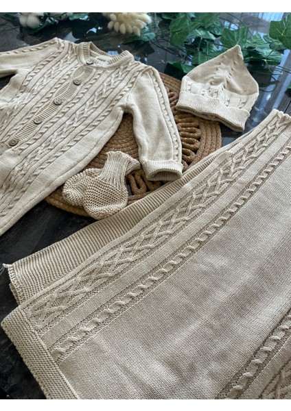 Örgü Desenli %100 Pamuklu 5'li Tulum Set 0-3AY Unisex Model fiyatları