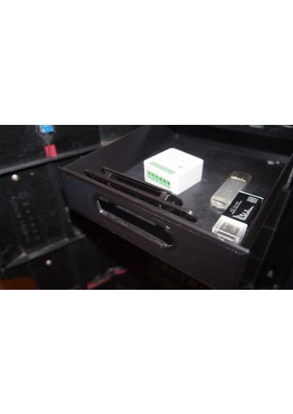 Bölüm 5.25'teki Çekmece (Plastik Aparattır!!!) 3D fırsatları