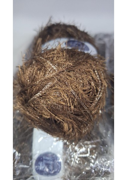 Renkli Ilmekler Yumoş Sakallı Örgü Ipi Dokunmanın Şefkati, Tarzın Yumuşaklığı